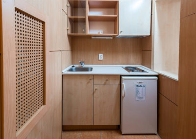 Junior apartman konyha, hűtővel
